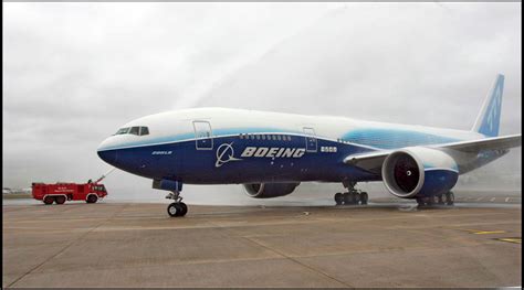 b777-200lr range|The Story Of And Differences Between Boeing's 777 .